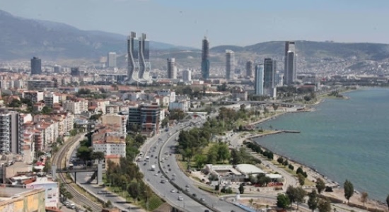 bayraklı halı yıkama